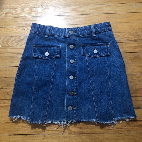 Zara Denim Mini Skirt - Picture 3 of 4